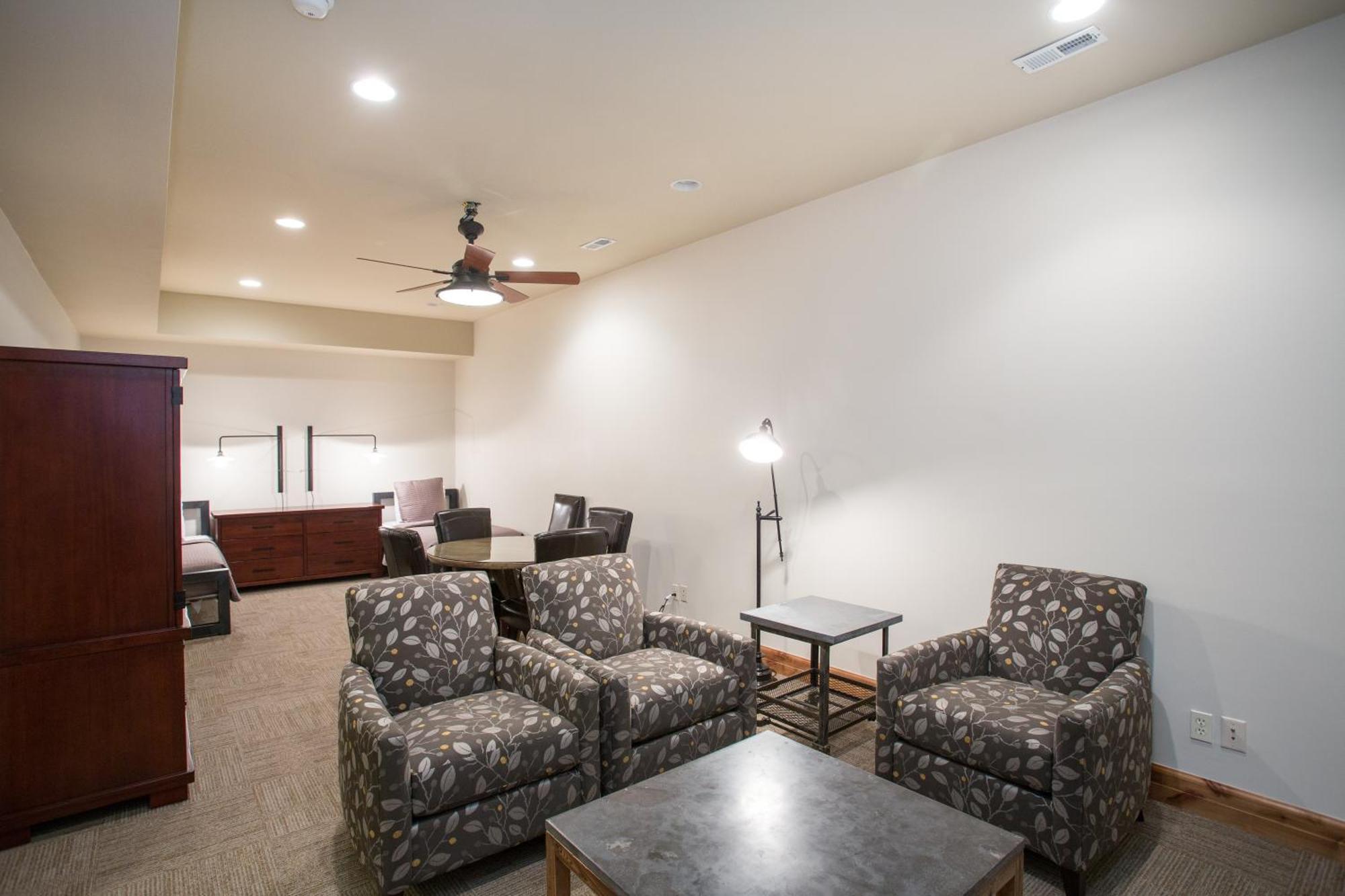 Silver Aspen - Five Bedroom Loft Luxury Townhome Hotel Room Solitude ภายนอก รูปภาพ