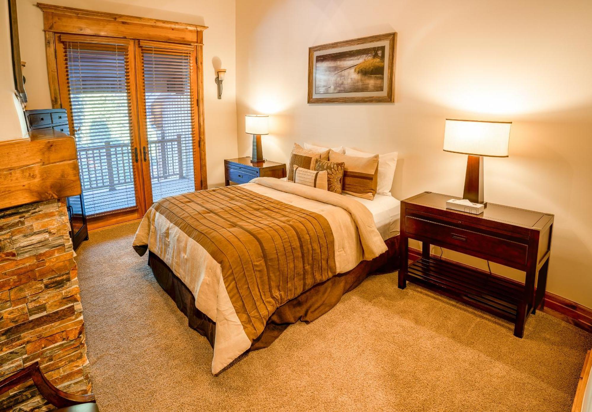 Silver Aspen - Five Bedroom Loft Luxury Townhome Hotel Room Solitude ภายนอก รูปภาพ