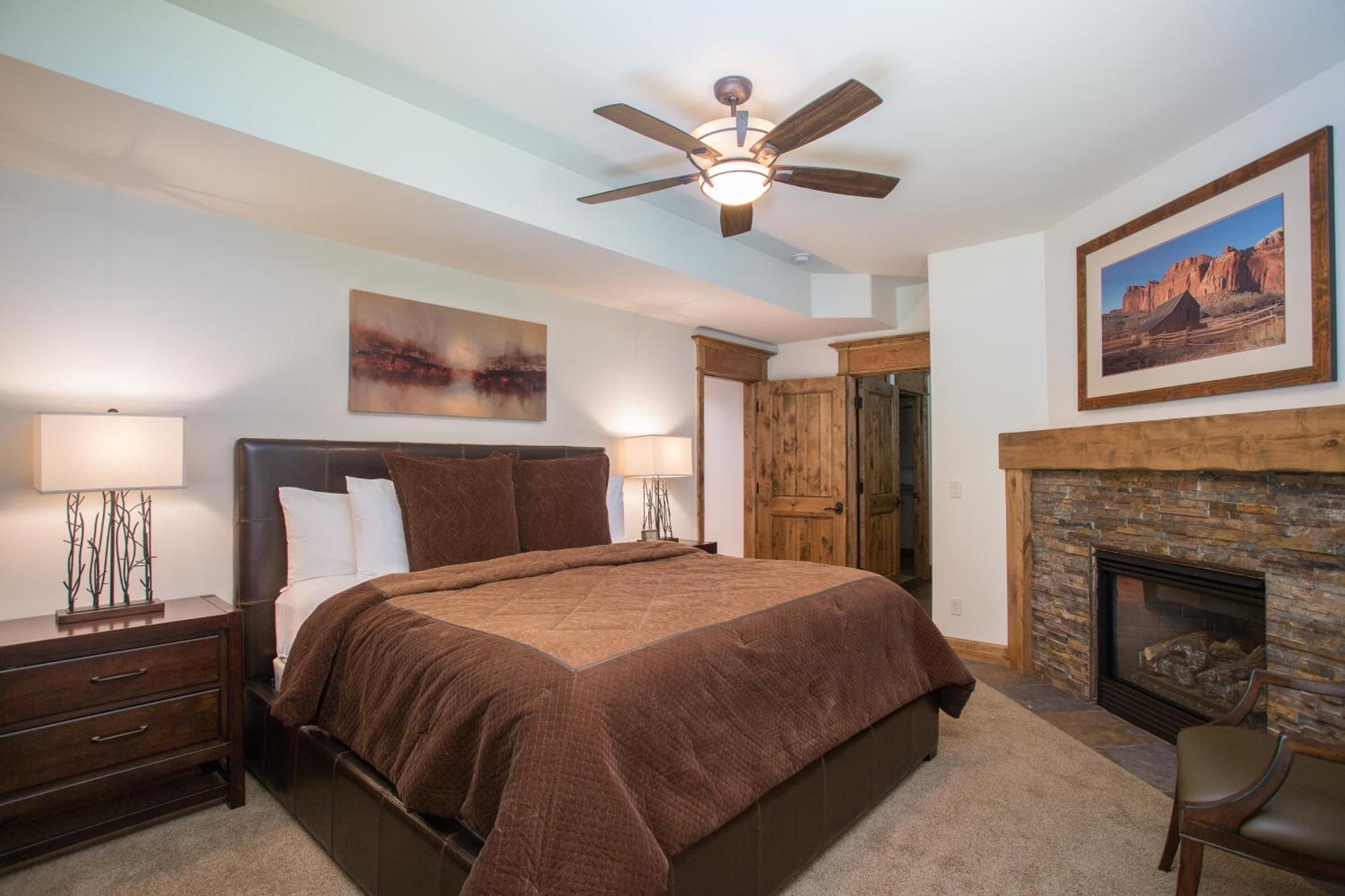 Silver Aspen - Five Bedroom Loft Luxury Townhome Hotel Room Solitude ภายนอก รูปภาพ