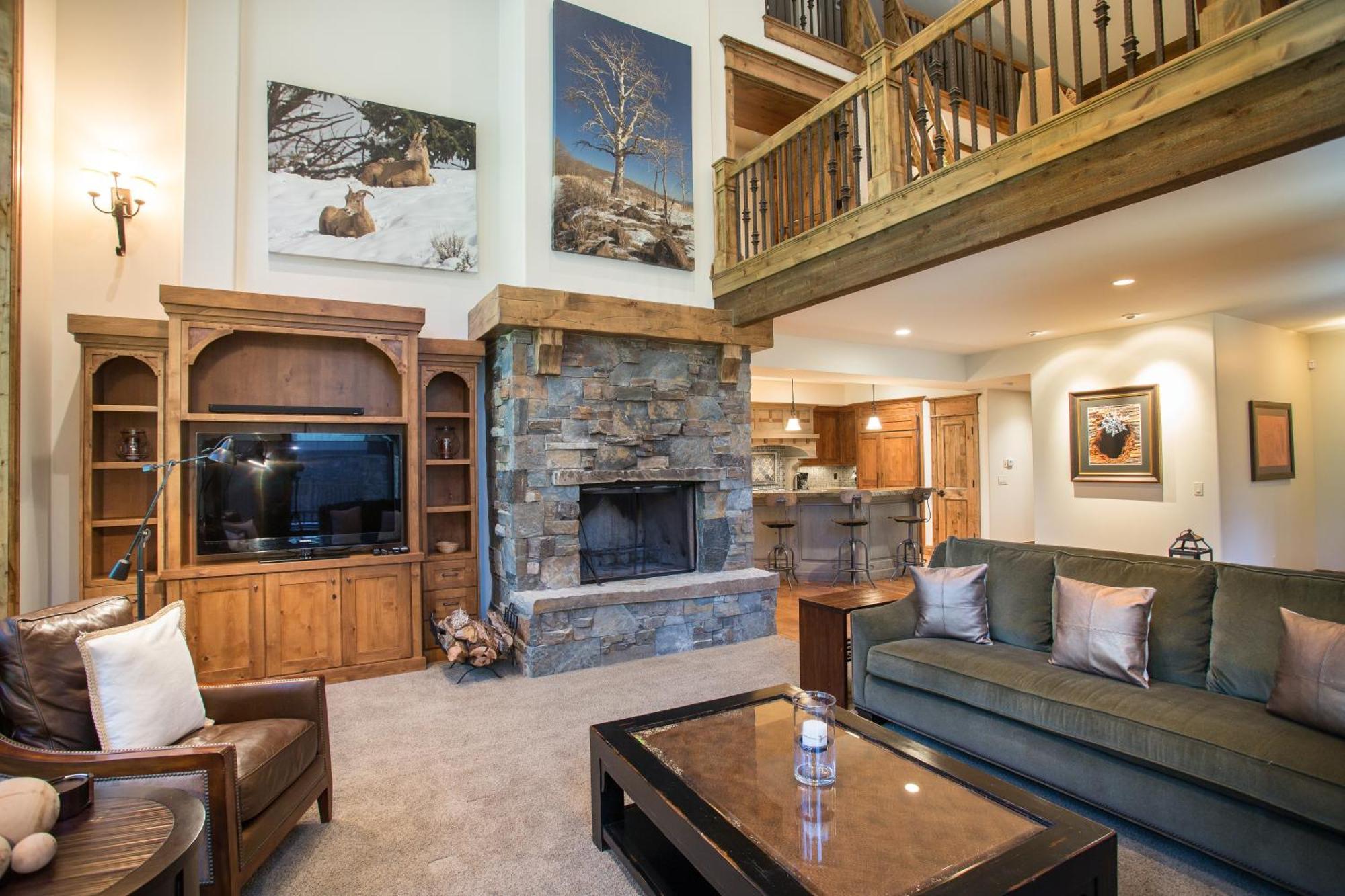 Silver Aspen - Five Bedroom Loft Luxury Townhome Hotel Room Solitude ภายนอก รูปภาพ